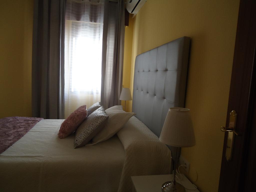 Apartamentos Acevedo Centro I 론다 외부 사진